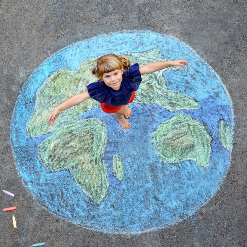 Reisen ohne Koffer: Wie Kinder mit Briefsafari die Welt entdecken